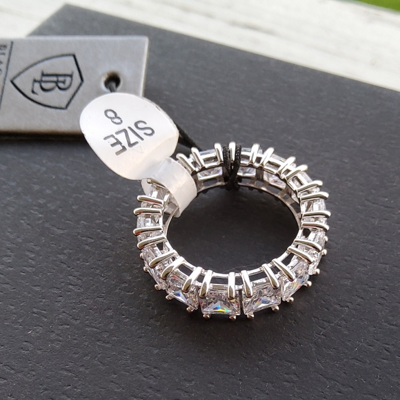 Unisex Sterling Silver Ring sz 8 - Picture 7 of 8